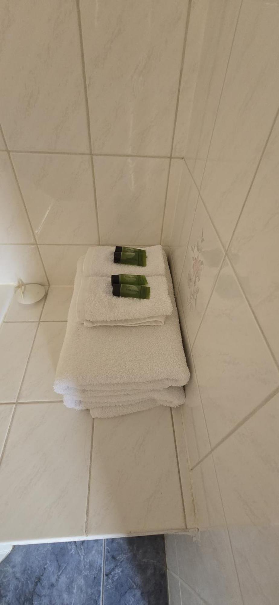 Whalers Rest Motor Inn Портленд Экстерьер фото